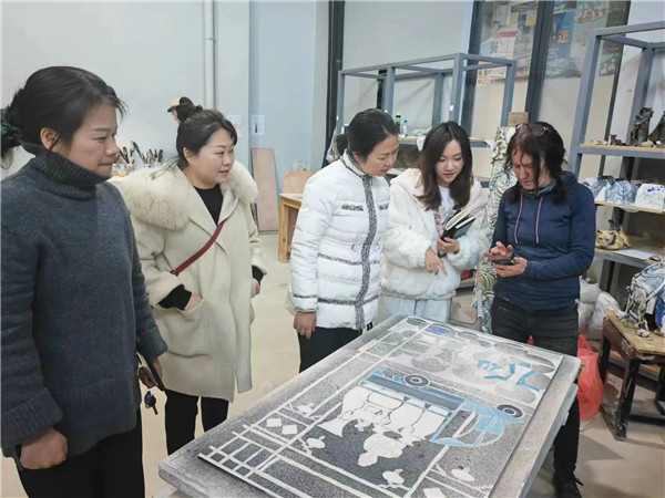 景德镇陶瓷文化国际交流中心深入景德镇陶邑文化发展有限公司走访调研
