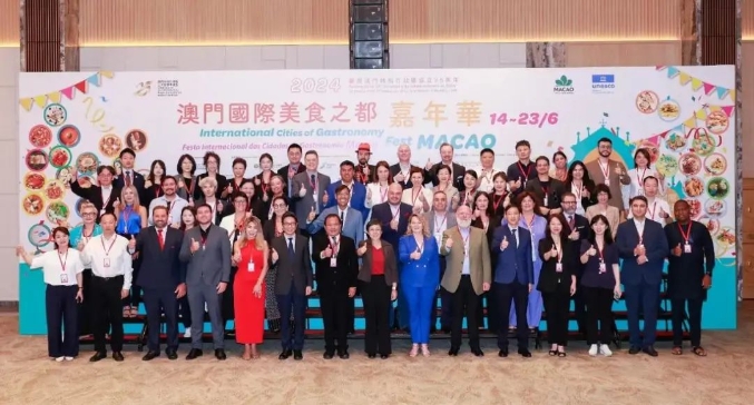 景德镇陶瓷文化国际交流中心参加澳门国际美食之都嘉年华活动