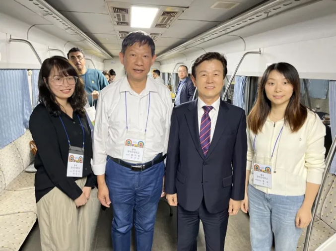 景德镇陶瓷文化国际交流中心组织参与韩国“2024年晋州世界民间艺术双年展”