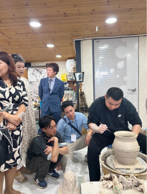 景德镇陶瓷文化国际交流中心组织代表团赴韩国利川共绘陶瓷文化新篇章